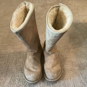 🔸💜 UGG Tall Winter Boots Leather Soft Sheepskin Lined Tan Back Zip Size 10